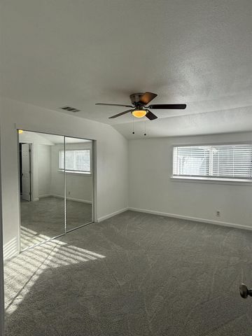 7750 Laurie Way, Sacramento, CA 95832