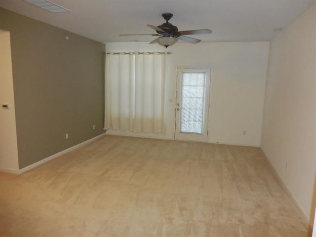 824 W Summerfield Gln Circle, Ann Arbor, MI 48103