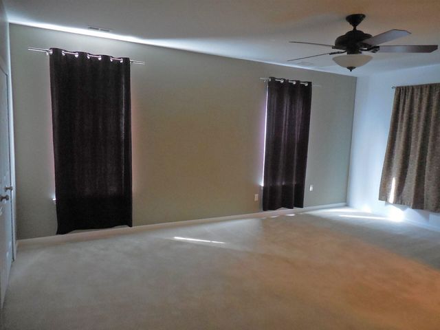 824 W Summerfield Gln Circle, Ann Arbor, MI 48103