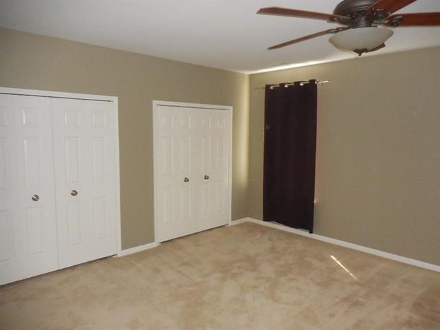 824 W Summerfield Gln Circle, Ann Arbor, MI 48103