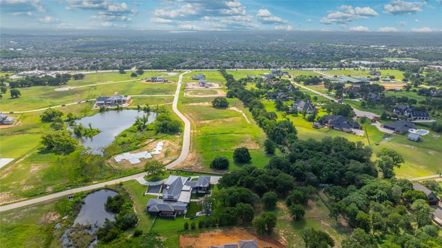 1326 Clydesdale Road, Bartonville, TX 76226