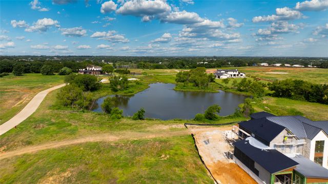 1326 Clydesdale Road, Bartonville, TX 76226