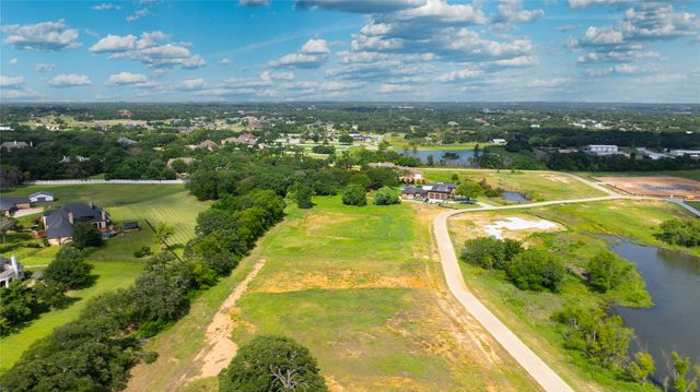 1326 Clydesdale Road, Bartonville, TX 76226