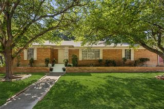 2445 Wildoak Drive, Dallas, TX 75228