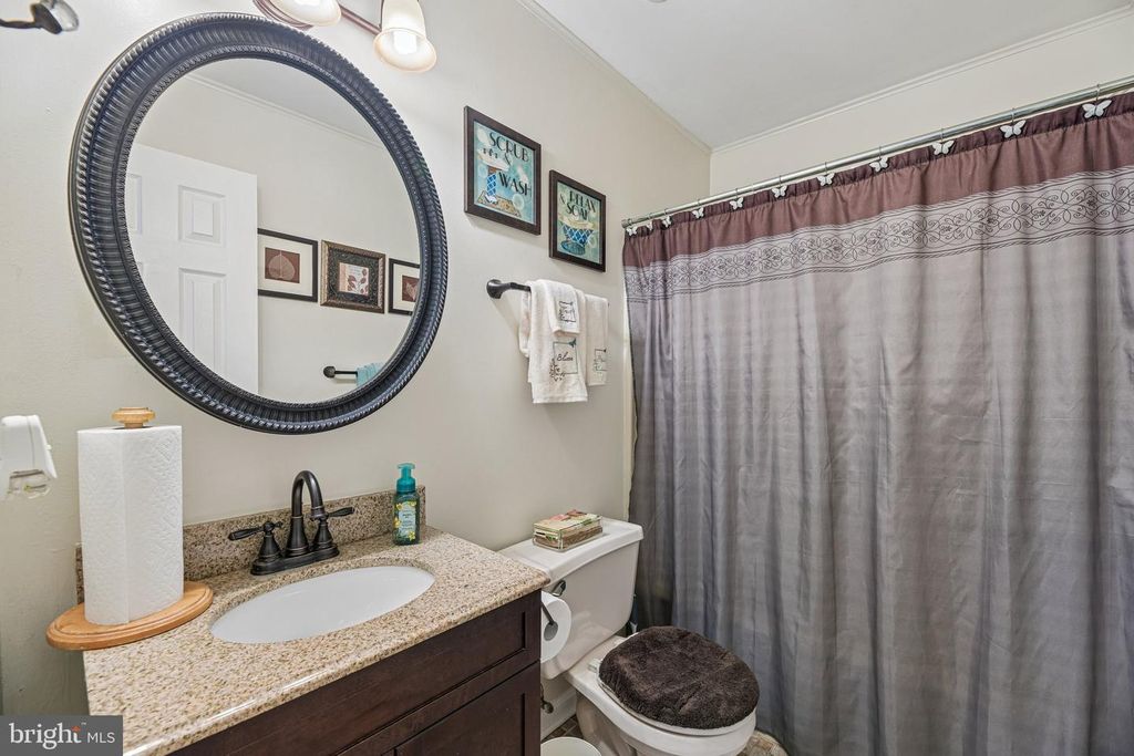 Image 13 of property listing at 11533 BOOTSTRAP TRL, Lusby, MD 20657
