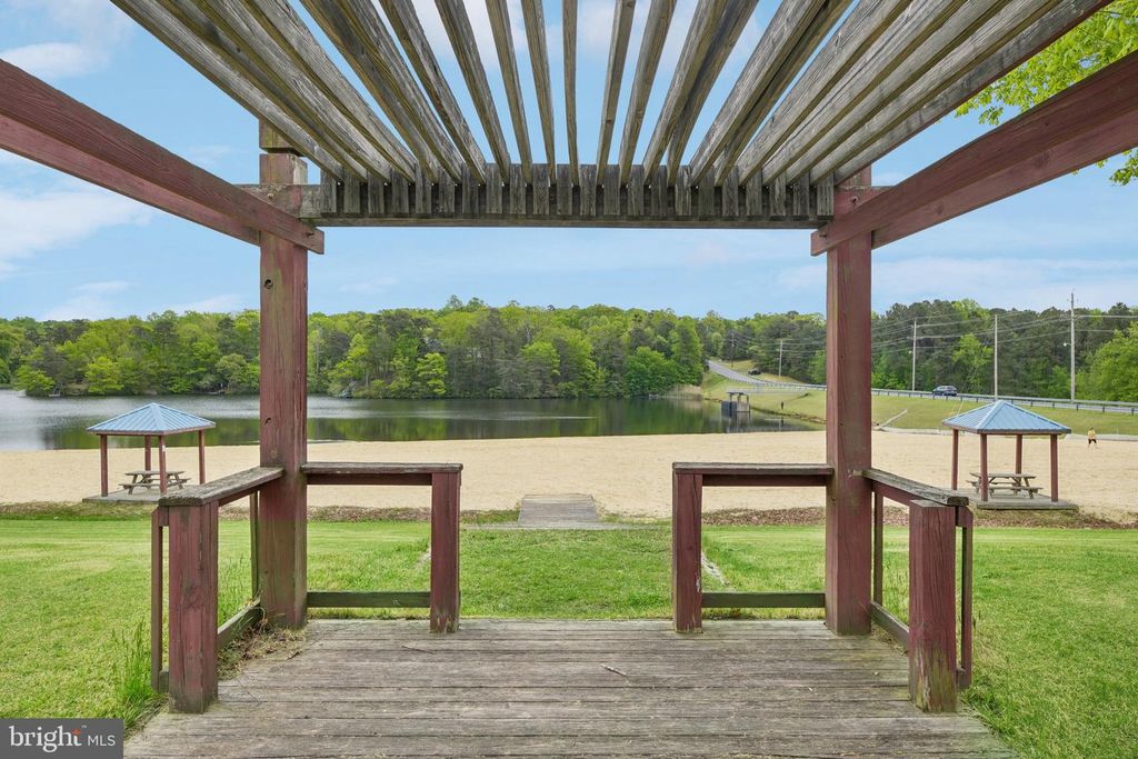Image 23 of property listing at 11533 BOOTSTRAP TRL, Lusby, MD 20657