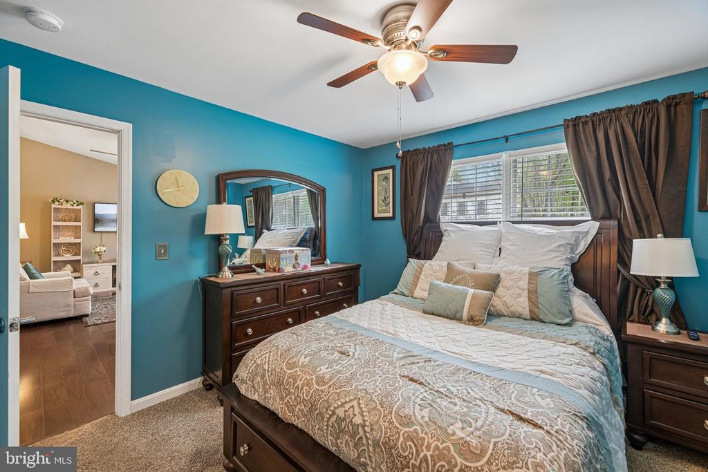 Image 5 of property listing at 11533 BOOTSTRAP TRL, Lusby, MD 20657