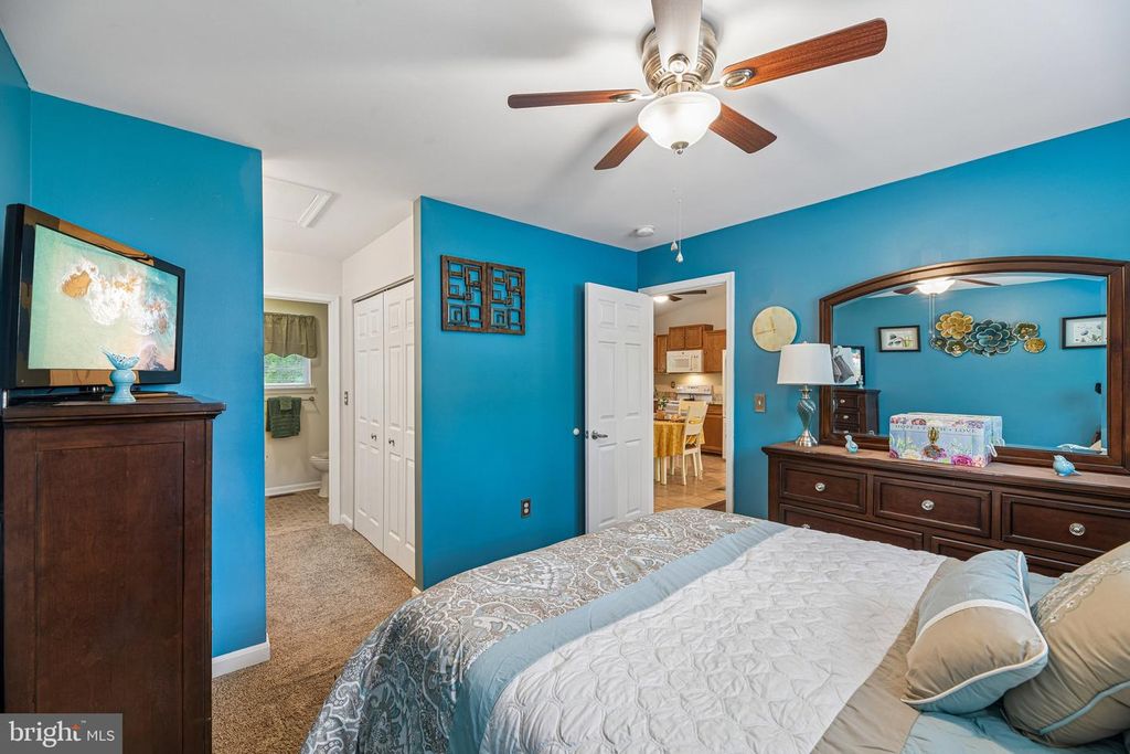 Image 6 of property listing at 11533 BOOTSTRAP TRL, Lusby, MD 20657