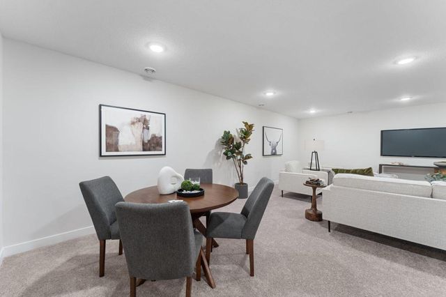 14 Palomino Court, Hudson, WI 54016