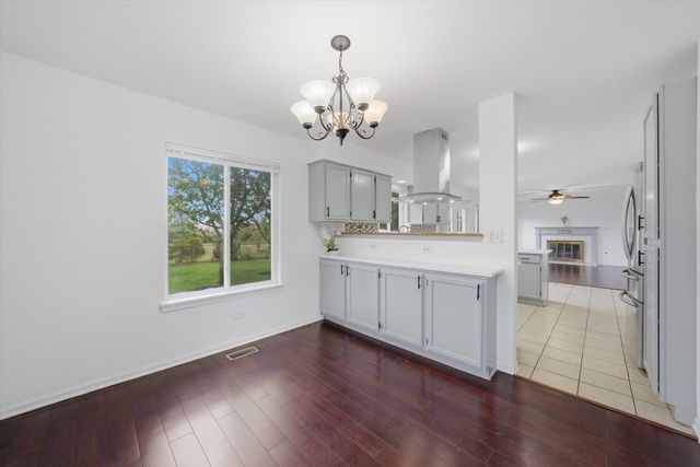 1336 Parkside Drive, Bolingbrook, IL 60490