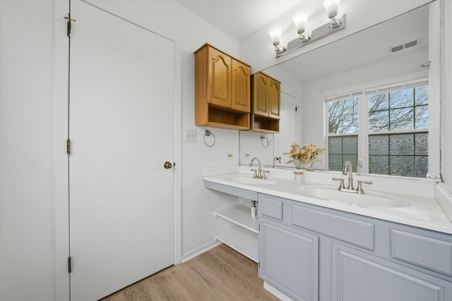 1336 Parkside Drive, Bolingbrook, IL 60490