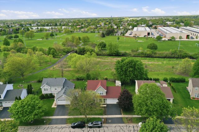 1336 Parkside Drive, Bolingbrook, IL 60490