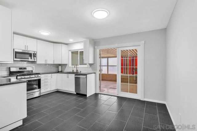 13101 Pam Lane, Lakeside, CA 92040