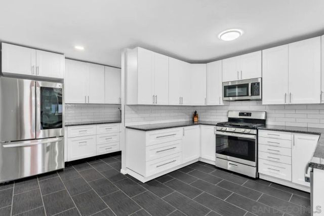 13101 Pam Lane, Lakeside, CA 92040