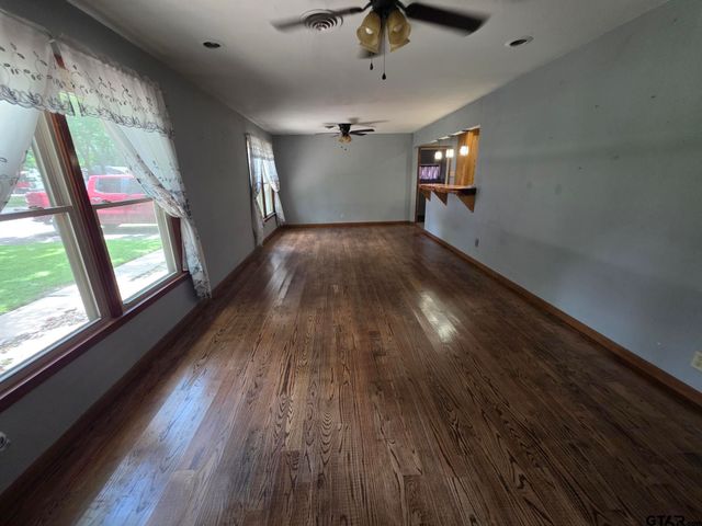 604 Eastside Dr., Quitman, TX 75783