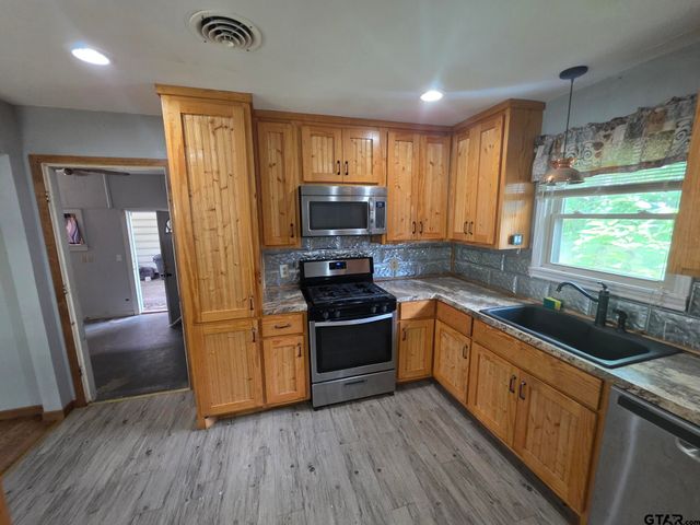 604 Eastside Dr., Quitman, TX 75783