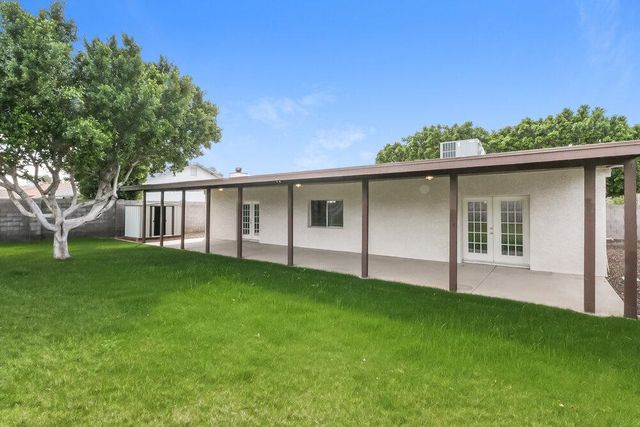 6106 E Ivyglen Street, Mesa, AZ 85205