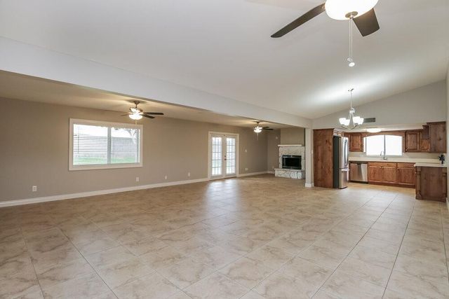 6106 E Ivyglen Street, Mesa, AZ 85205