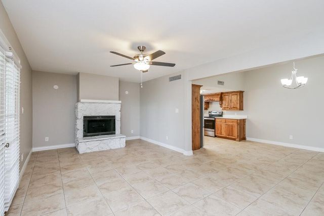 6106 E Ivyglen Street, Mesa, AZ 85205