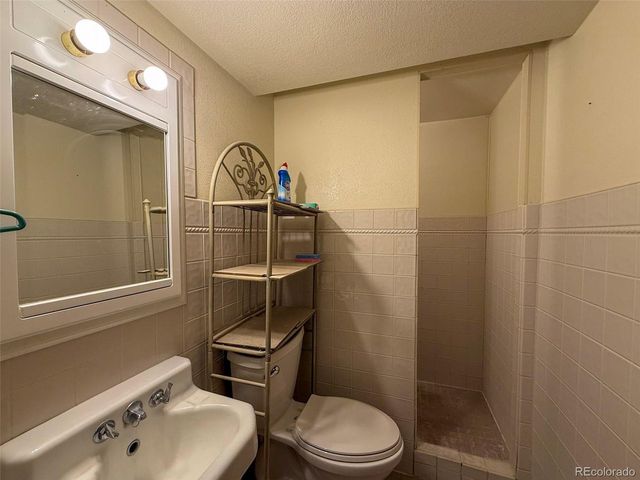 890 15th St, Burlington, CO 80807