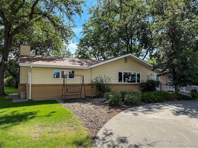 890 15th St, Burlington, CO 80807