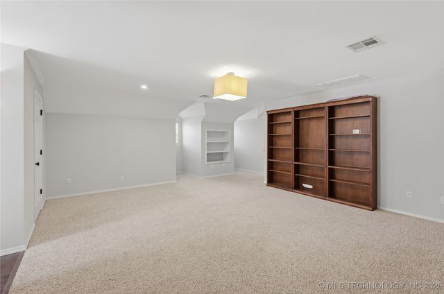 11112 S 3rd Street, Jenks, OK 74037