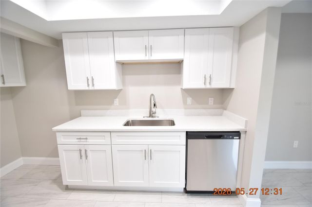 877 114TH AVENUE N 407, St Petersburg, FL 33716