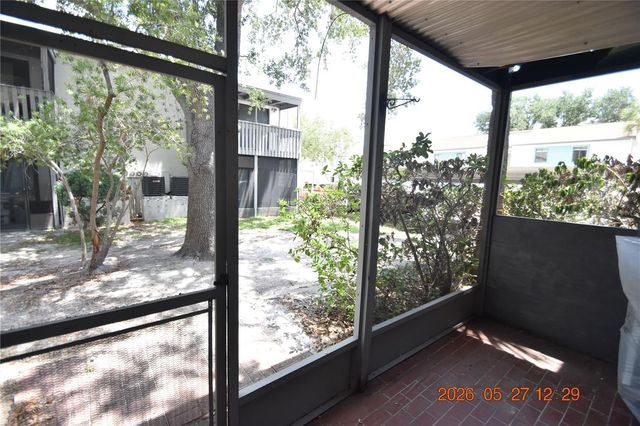 877 114TH AVENUE N 407, St Petersburg, FL 33716