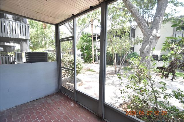 877 114TH AVENUE N 407, St Petersburg, FL 33716