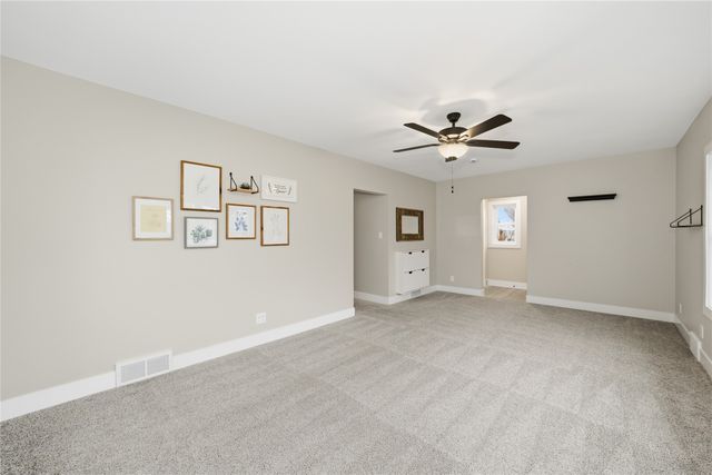 2757 Easton Boulevard, Des Moines, IA 50317