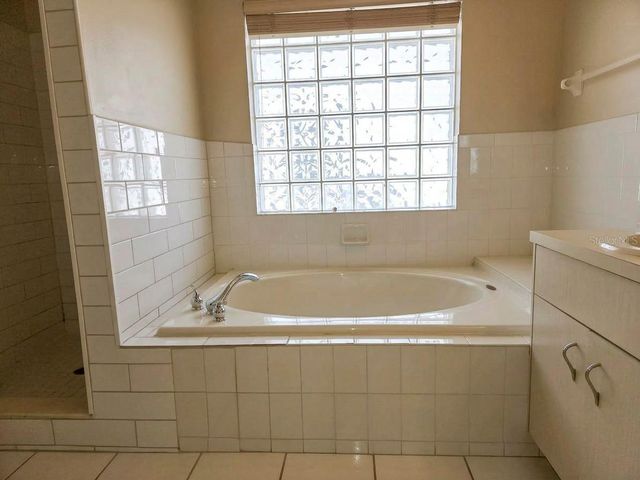 9403 LARKBUNTING DRIVE, Tampa, FL 33647