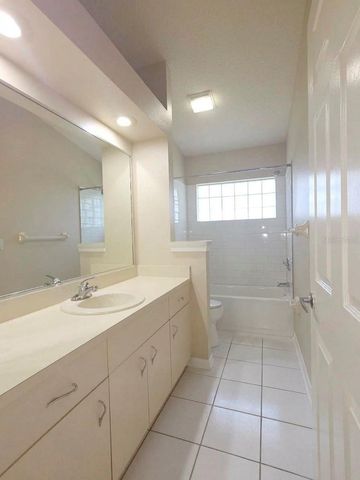 9403 LARKBUNTING DRIVE, Tampa, FL 33647