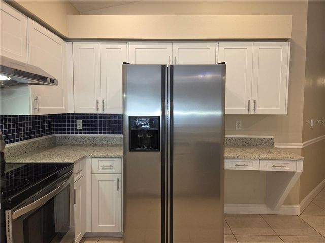 9403 LARKBUNTING DRIVE, Tampa, FL 33647