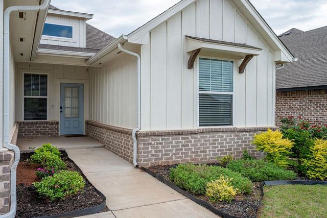 6296 NW 177th Street, Edmond, OK 73012