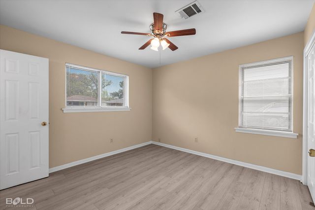 622 Meadowdale Place, Shreveport, LA 71108