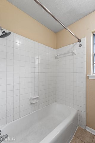 622 Meadowdale Place, Shreveport, LA 71108