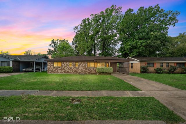 622 Meadowdale Place, Shreveport, LA 71108