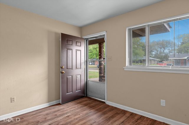 622 Meadowdale Place, Shreveport, LA 71108