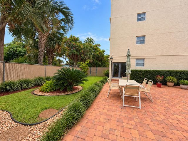 2400 NE 10TH Street 205, Pompano Beach, FL 33062