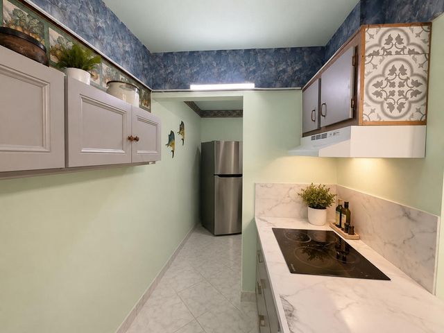 2400 NE 10TH Street 205, Pompano Beach, FL 33062