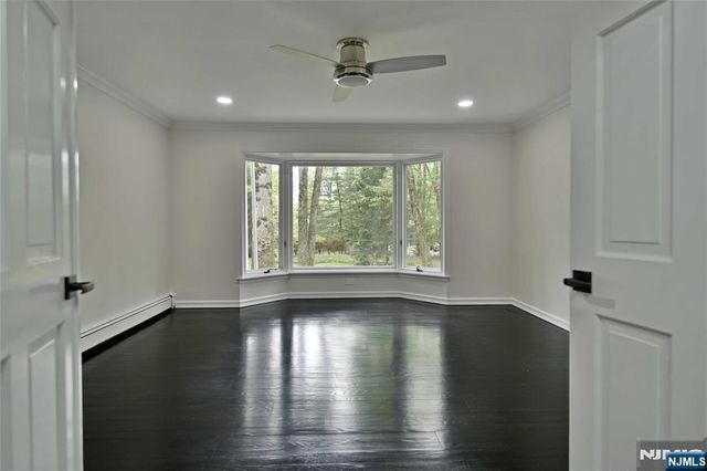 3-5 Red Rock Trail, Saddle River, NJ 07458