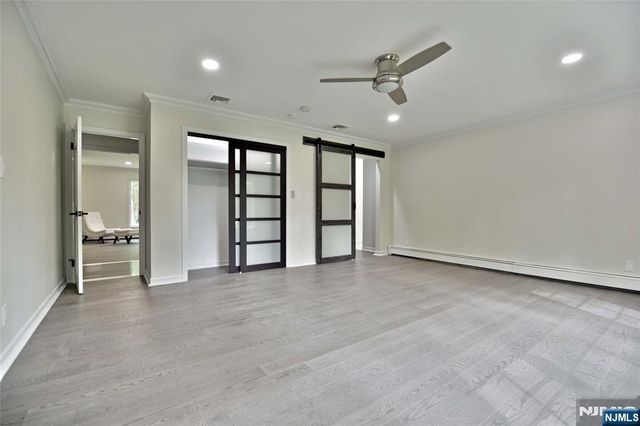 3-5 Red Rock Trail, Saddle River, NJ 07458