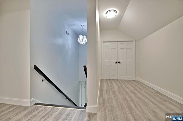 3-5 Red Rock Trail, Saddle River, NJ 07458