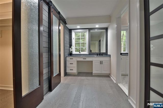 3-5 Red Rock Trail, Saddle River, NJ 07458