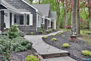3-5 Red Rock Trail, Saddle River, NJ 07458
