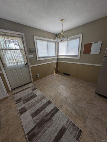 853 Salamonie Avenue, Huntington, IN 46750