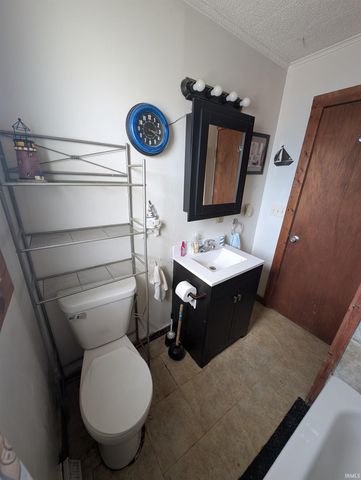 853 Salamonie Avenue, Huntington, IN 46750
