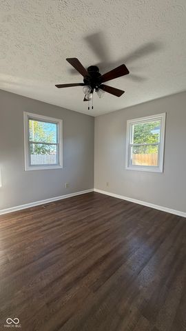 210 W 5th Street, Greensburg, IN 47240