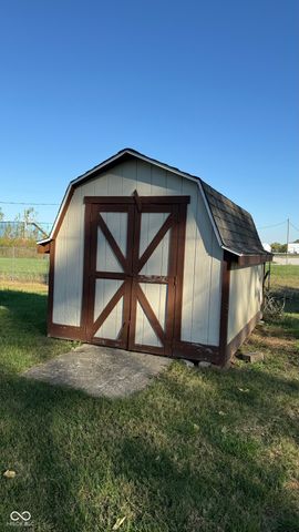 210 W 5th Street, Greensburg, IN 47240