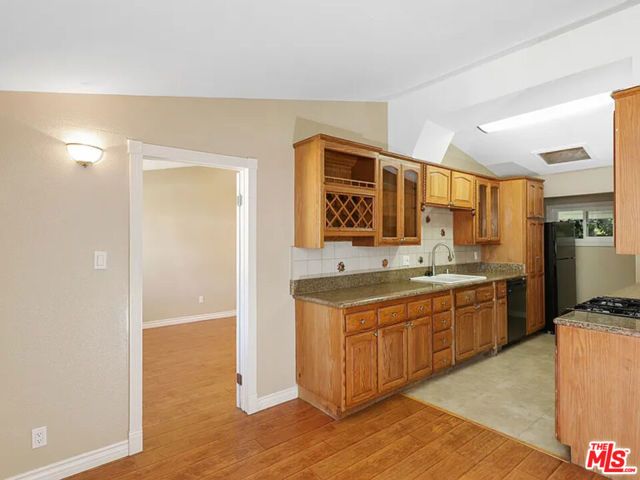 526 N Emerald Drive, Orange, CA 92868